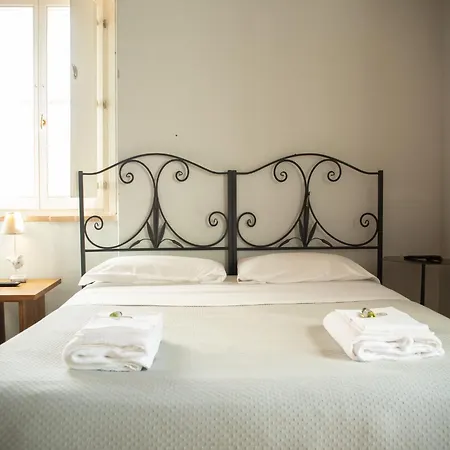 Lejlighed In With Pool Assisi