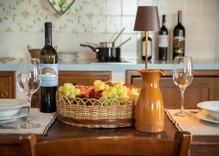 In With Pool * Assisi